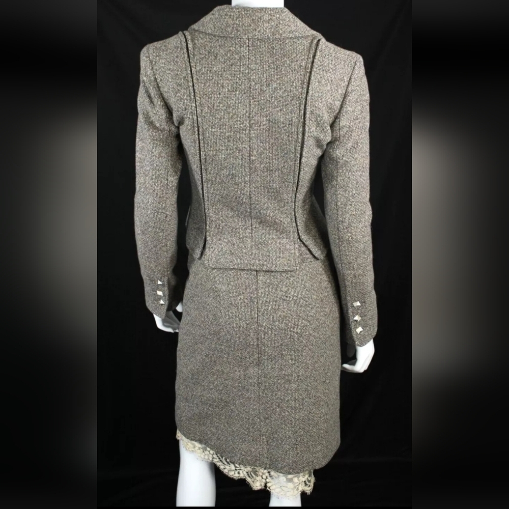 CHANEL VINTAGE WOOL SUIT - SIZE 36 - Picture 3 of 16